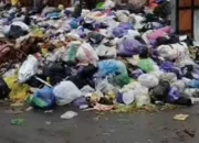 Wajah Ekonomi Tercoreng Sampah, Publik Tagih Langkah Nyata Pemkab Polman