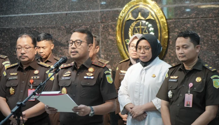 Kasus Korupsi Bibit Nanas Kejati Sulsel Tahan Mantan Pj Gubernur dan 4 Tersangka Lainnya