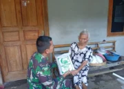 Babinsa Koramil 12/Simo Tebar Berkah Ramadhan, Zakat Fitrah Disalurkan Langsung ke Rumah Warga