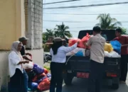 Ibu Lurah Buntudatu Anny, S.IP Turun Langsung Pengambilan Sampah Bersama Staf dan RT/RW