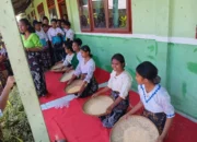 Meriahkan Hari Kartini 2026, SMP PGRI 1 Egon Gelar Lomba Tradisional “Gokot Kabor”