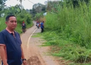 Warga dan Pemerintah Gotong Royong Bersihkan Jalan Rusak di Dua Koto, Akses Ekonomi Jadi Perhatian