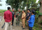 Cara Jurnalistik TMMD Reg 128 Kodim Sragen Dapat Berita di Lokasi TMMD Reg Kodim Sragen. 