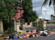 Satu Tahun Kepemimpinan Bupati Polman, Masalah Sampah Tak Kunjung Tuntas, Pantai Bahari Kian Tercemar