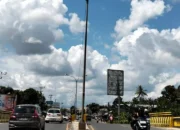 Usai Rehabilitasi Jembatan, PJU di Sei Ulin Kilometer 31 Kembali Beroperasi