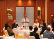 Iwan Fals dan Gubernur Melki Laka Lena Bicara NTT: Dari Warisan Franky Sahilatua hingga Harapan bagi Generasi Muda