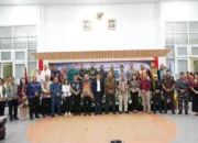 Lepas 2.319 Mahasiswa KKN GENTASKIN Batch 2, Gubernur NTT Tekankan Pengabdian Harus Berdampak Nyata bagi Masyarakat