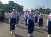 Semarak HUT ke-81 RI, SMP Negeri 4 Lebani Ikuti Lomba Gerak Jalan